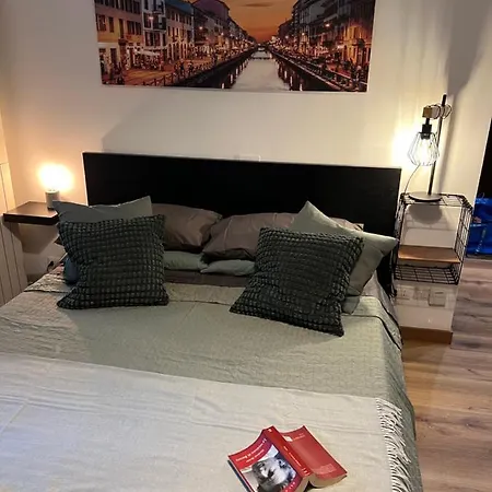 Stylish 3 Km Away From Duomo - Netflix, Wi-fi, All Comforts Included Milan