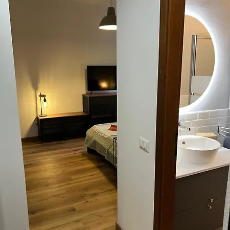 Stylish 3 Km Away From Duomo - Netflix, Wi-fi, All Comforts Included * Milan