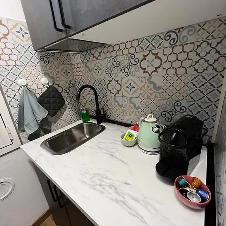 Apartment Stylish 3 Km Away From Duomo - Netflix, Wi-fi, All Comforts Included