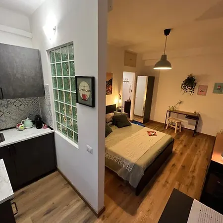 Stylish 3 Km Away From Duomo - Netflix, Wi-fi, All Comforts Included Appartamento *